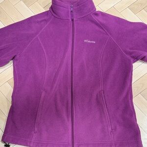 Columbia Women's Magenta Fleece Jacket size xlarge